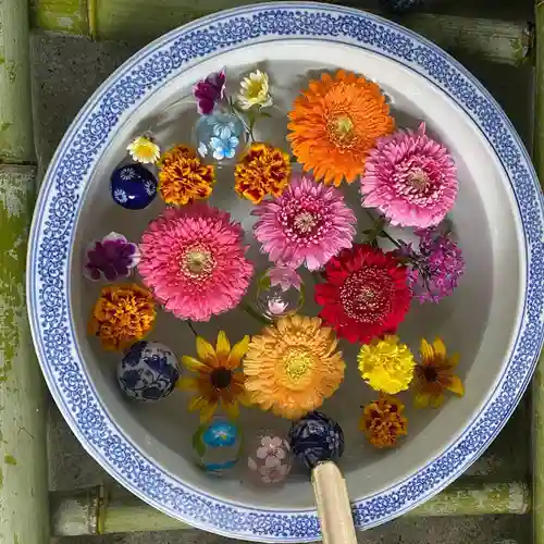 彦嶽宮の手水舎