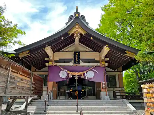 彌彦神社　(伊夜日子神社)の本殿