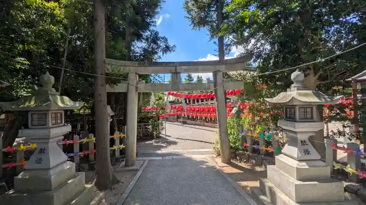 九帝王宮 萱野神社(滋賀県)