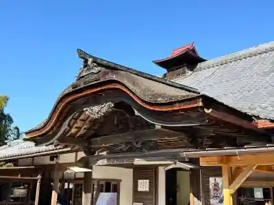 如意輪寺の{uncategorized: "未分類", other: "その他", undefined: "問題あり", building: "その他建物", grave: "お墓", sacred_gate: "鳥居", guardian: "狛犬", statue: "像", buddha: "仏像", history: "歴史", nature: "自然", garden: "庭園", animal: "動物", pagoda: "塔", temizu: "手水舎", mountain_gate: "山門・神門", sanctuary: "本殿・本堂", subordinate: "末社・摂社", art: "芸術", scenery: "景色", jizo: "地蔵", ema: "絵馬", goshuin: "御朱印", omikuji: "おみくじ", items: "授与品その他", amulet: "お守り", goshuincho: "御朱印帳", eats: "食事", festival: "お祭り", votive_dance: "神楽", shichigosan: "七五三参", wedding: "結婚式", experience: "体験その他", initially: "初詣", around: "周辺", anti_infection: "感染症対策"}