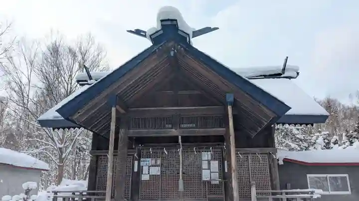 神居神社の本殿・本堂