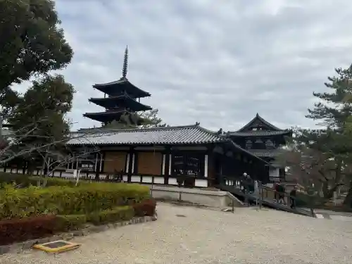 法隆寺の{uncategorized: "未分類", other: "その他", undefined: "問題あり", building: "その他建物", grave: "お墓", sacred_gate: "鳥居", guardian: "狛犬", statue: "像", buddha: "仏像", history: "歴史", nature: "自然", garden: "庭園", animal: "動物", pagoda: "塔", temizu: "手水舎", mountain_gate: "山門・神門", sanctuary: "本殿・本堂", subordinate: "末社・摂社", art: "芸術", scenery: "景色", jizo: "地蔵", ema: "絵馬", goshuin: "御朱印", omikuji: "おみくじ", items: "授与品その他", amulet: "お守り", goshuincho: "御朱印帳", eats: "食事", festival: "お祭り", votive_dance: "神楽", shichigosan: "七五三参", wedding: "結婚式", experience: "体験その他", initially: "初詣", around: "周辺", anti_infection: "感染症対策"}