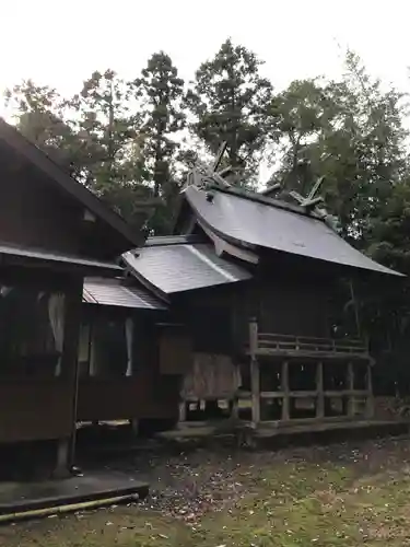 久良彌神社の本殿・本堂
