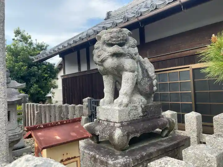 石原神社 (祇園社)の{uncategorized: "未分類", other: "その他", undefined: "問題あり", building: "その他建物", grave: "お墓", sacred_gate: "鳥居", guardian: "狛犬", statue: "像", buddha: "仏像", history: "歴史", nature: "自然", garden: "庭園", animal: "動物", pagoda: "塔", temizu: "手水舎", mountain_gate: "山門・神門", sanctuary: "本殿・本堂", subordinate: "末社・摂社", art: "芸術", scenery: "景色", jizo: "地蔵", ema: "絵馬", goshuin: "御朱印", omikuji: "おみくじ", items: "授与品その他", amulet: "お守り", goshuincho: "御朱印帳", eats: "食事", festival: "お祭り", votive_dance: "神楽", shichigosan: "七五三参", wedding: "結婚式", experience: "体験その他", initially: "初詣", around: "周辺", anti_infection: "感染症対策"}