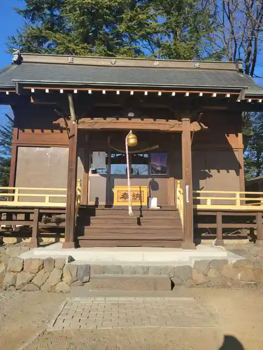 巨摩神社の本殿・本堂