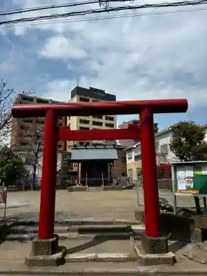 生麦神明社の{uncategorized: "未分類", other: "その他", undefined: "問題あり", building: "その他建物", grave: "お墓", sacred_gate: "鳥居", guardian: "狛犬", statue: "像", buddha: "仏像", history: "歴史", nature: "自然", garden: "庭園", animal: "動物", pagoda: "塔", temizu: "手水舎", mountain_gate: "山門・神門", sanctuary: "本殿・本堂", subordinate: "末社・摂社", art: "芸術", scenery: "景色", jizo: "地蔵", ema: "絵馬", goshuin: "御朱印", omikuji: "おみくじ", items: "授与品その他", amulet: "お守り", goshuincho: "御朱印帳", eats: "食事", festival: "お祭り", votive_dance: "神楽", shichigosan: "七五三参", wedding: "結婚式", experience: "体験その他", initially: "初詣", around: "周辺", anti_infection: "感染症対策"}