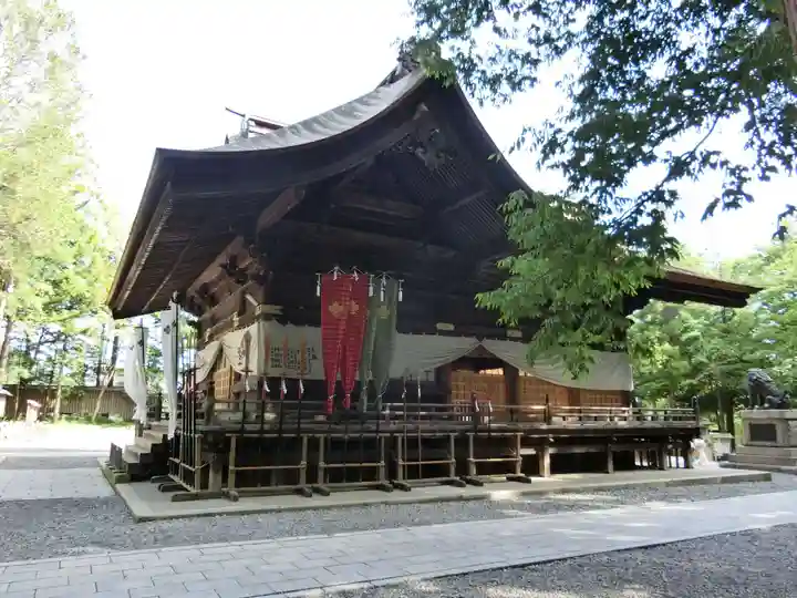 諏訪大社下社秋宮の本殿・本堂