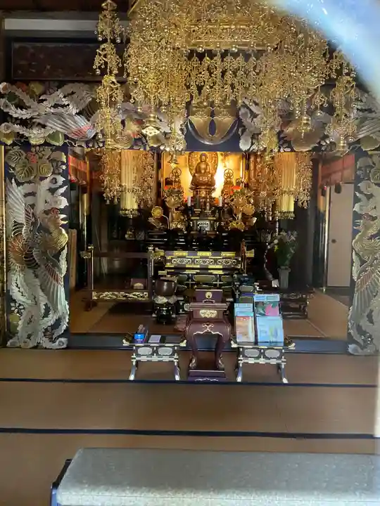 阿弥陀寺の本殿・本堂