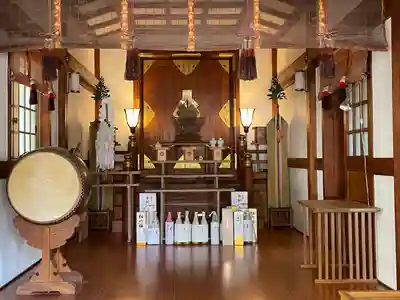 前原御嶽神社の本殿・本堂
