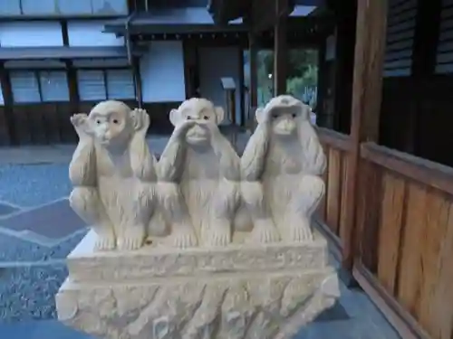 温泉寺の狛犬