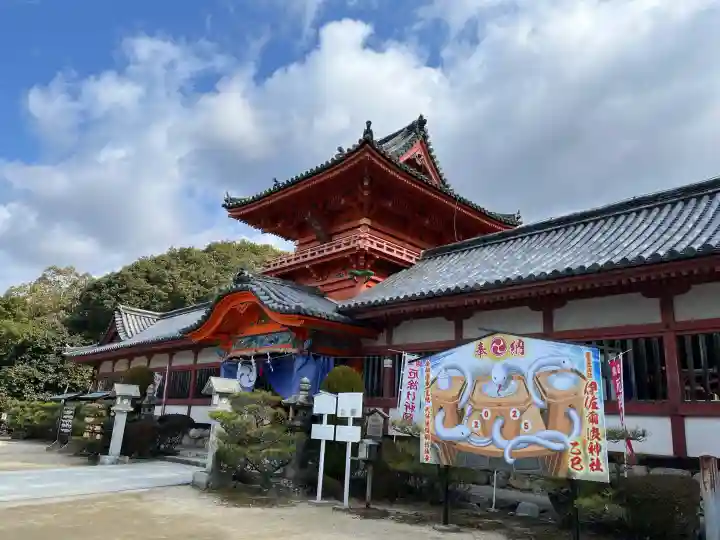 伊佐爾波神社の{uncategorized: "未分類", other: "その他", undefined: "問題あり", building: "その他建物", grave: "お墓", sacred_gate: "鳥居", guardian: "狛犬", statue: "像", buddha: "仏像", history: "歴史", nature: "自然", garden: "庭園", animal: "動物", pagoda: "塔", temizu: "手水舎", mountain_gate: "山門・神門", sanctuary: "本殿・本堂", subordinate: "末社・摂社", art: "芸術", scenery: "景色", jizo: "地蔵", ema: "絵馬", goshuin: "御朱印", omikuji: "おみくじ", items: "授与品その他", amulet: "お守り", goshuincho: "御朱印帳", eats: "食事", festival: "お祭り", votive_dance: "神楽", shichigosan: "七五三参", wedding: "結婚式", experience: "体験その他", initially: "初詣", around: "周辺", anti_infection: "感染症対策"}