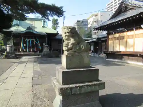 駒留八幡神社の狛犬