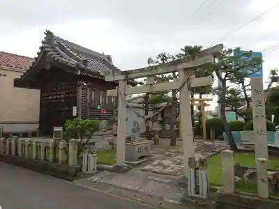 知立神社の鳥居