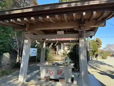 比々多神社の{uncategorized: "未分類", other: "その他", undefined: "問題あり", building: "その他建物", grave: "お墓", sacred_gate: "鳥居", guardian: "狛犬", statue: "像", buddha: "仏像", history: "歴史", nature: "自然", garden: "庭園", animal: "動物", pagoda: "塔", temizu: "手水舎", mountain_gate: "山門・神門", sanctuary: "本殿・本堂", subordinate: "末社・摂社", art: "芸術", scenery: "景色", jizo: "地蔵", ema: "絵馬", goshuin: "御朱印", omikuji: "おみくじ", items: "授与品その他", amulet: "お守り", goshuincho: "御朱印帳", eats: "食事", festival: "お祭り", votive_dance: "神楽", shichigosan: "七五三参", wedding: "結婚式", experience: "体験その他", initially: "初詣", around: "周辺", anti_infection: "感染症対策"}