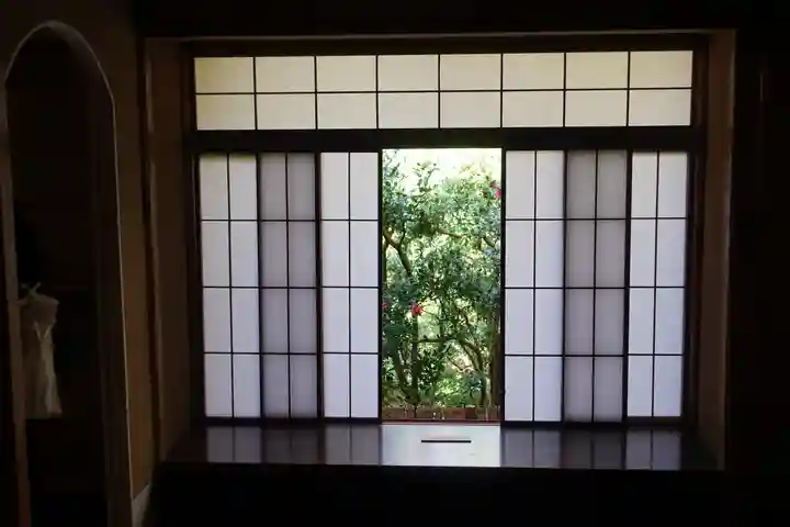 光明寺瑠璃光院の本殿・本堂