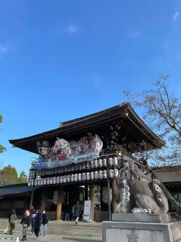 寒川神社の{uncategorized: "未分類", other: "その他", undefined: "問題あり", building: "その他建物", grave: "お墓", sacred_gate: "鳥居", guardian: "狛犬", statue: "像", buddha: "仏像", history: "歴史", nature: "自然", garden: "庭園", animal: "動物", pagoda: "塔", temizu: "手水舎", mountain_gate: "山門・神門", sanctuary: "本殿・本堂", subordinate: "末社・摂社", art: "芸術", scenery: "景色", jizo: "地蔵", ema: "絵馬", goshuin: "御朱印", omikuji: "おみくじ", items: "授与品その他", amulet: "お守り", goshuincho: "御朱印帳", eats: "食事", festival: "お祭り", votive_dance: "神楽", shichigosan: "七五三参", wedding: "結婚式", experience: "体験その他", initially: "初詣", around: "周辺", anti_infection: "感染症対策"}