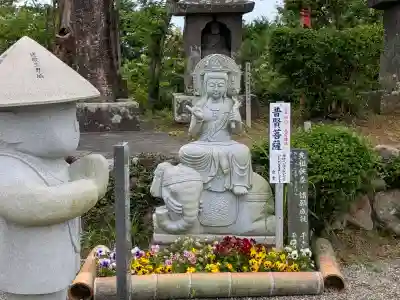 今山大師寺の{uncategorized: "未分類", other: "その他", undefined: "問題あり", building: "その他建物", grave: "お墓", sacred_gate: "鳥居", guardian: "狛犬", statue: "像", buddha: "仏像", history: "歴史", nature: "自然", garden: "庭園", animal: "動物", pagoda: "塔", temizu: "手水舎", mountain_gate: "山門・神門", sanctuary: "本殿・本堂", subordinate: "末社・摂社", art: "芸術", scenery: "景色", jizo: "地蔵", ema: "絵馬", goshuin: "御朱印", omikuji: "おみくじ", items: "授与品その他", amulet: "お守り", goshuincho: "御朱印帳", eats: "食事", festival: "お祭り", votive_dance: "神楽", shichigosan: "七五三参", wedding: "結婚式", experience: "体験その他", initially: "初詣", around: "周辺", anti_infection: "感染症対策"}