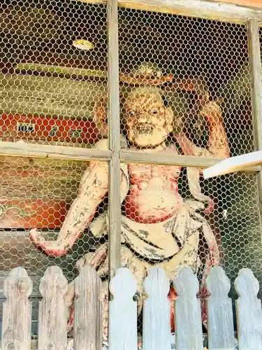 勝福寺の{uncategorized: "未分類", other: "その他", undefined: "問題あり", building: "その他建物", grave: "お墓", sacred_gate: "鳥居", guardian: "狛犬", statue: "像", buddha: "仏像", history: "歴史", nature: "自然", garden: "庭園", animal: "動物", pagoda: "塔", temizu: "手水舎", mountain_gate: "山門・神門", sanctuary: "本殿・本堂", subordinate: "末社・摂社", art: "芸術", scenery: "景色", jizo: "地蔵", ema: "絵馬", goshuin: "御朱印", omikuji: "おみくじ", items: "授与品その他", amulet: "お守り", goshuincho: "御朱印帳", eats: "食事", festival: "お祭り", votive_dance: "神楽", shichigosan: "七五三参", wedding: "結婚式", experience: "体験その他", initially: "初詣", around: "周辺", anti_infection: "感染症対策"}