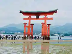 厳島神社の鳥居