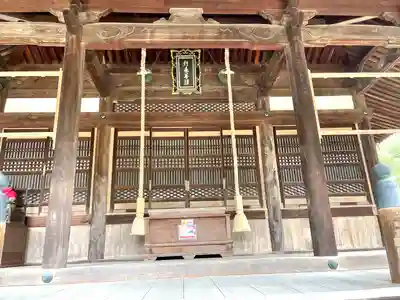 昆陽寺の本殿・本堂