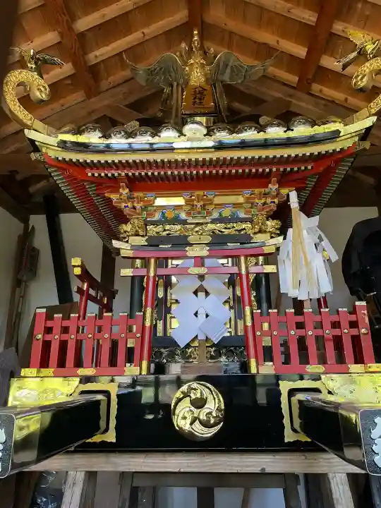 大間々神明宮の{uncategorized: "未分類", other: "その他", undefined: "問題あり", building: "その他建物", grave: "お墓", sacred_gate: "鳥居", guardian: "狛犬", statue: "像", buddha: "仏像", history: "歴史", nature: "自然", garden: "庭園", animal: "動物", pagoda: "塔", temizu: "手水舎", mountain_gate: "山門・神門", sanctuary: "本殿・本堂", subordinate: "末社・摂社", art: "芸術", scenery: "景色", jizo: "地蔵", ema: "絵馬", goshuin: "御朱印", omikuji: "おみくじ", items: "授与品その他", amulet: "お守り", goshuincho: "御朱印帳", eats: "食事", festival: "お祭り", votive_dance: "神楽", shichigosan: "七五三参", wedding: "結婚式", experience: "体験その他", initially: "初詣", around: "周辺", anti_infection: "感染症対策"}