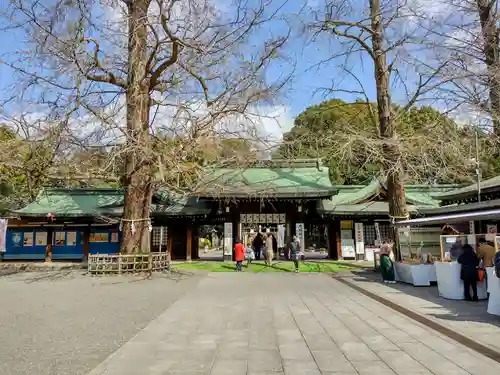 大宮八幡宮の山門