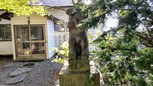 芽生神社の狛犬