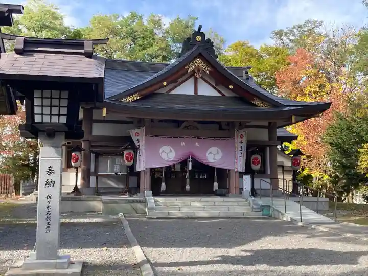 鷹栖神社の本殿・本堂