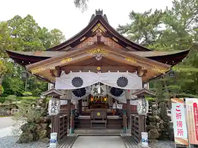 建部大社の本殿・本堂