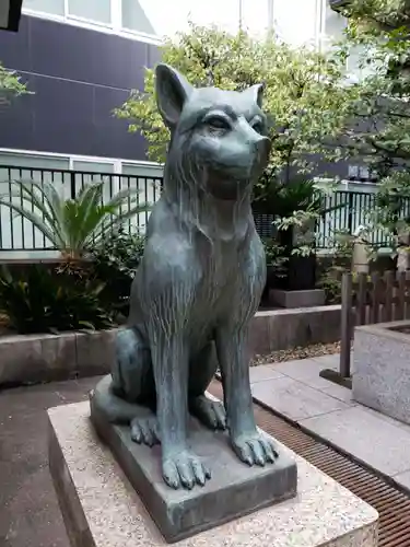 宮益御嶽神社の狛犬