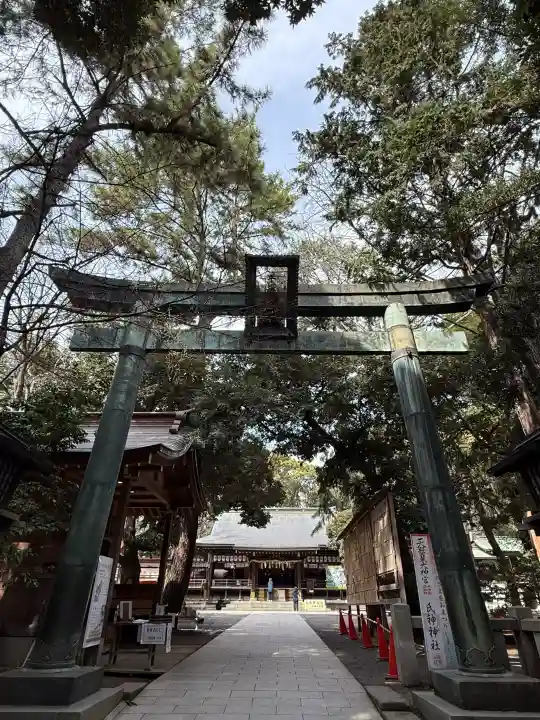 平塚八幡宮の{uncategorized: "未分類", other: "その他", undefined: "問題あり", building: "その他建物", grave: "お墓", sacred_gate: "鳥居", guardian: "狛犬", statue: "像", buddha: "仏像", history: "歴史", nature: "自然", garden: "庭園", animal: "動物", pagoda: "塔", temizu: "手水舎", mountain_gate: "山門・神門", sanctuary: "本殿・本堂", subordinate: "末社・摂社", art: "芸術", scenery: "景色", jizo: "地蔵", ema: "絵馬", goshuin: "御朱印", omikuji: "おみくじ", items: "授与品その他", amulet: "お守り", goshuincho: "御朱印帳", eats: "食事", festival: "お祭り", votive_dance: "神楽", shichigosan: "七五三参", wedding: "結婚式", experience: "体験その他", initially: "初詣", around: "周辺", anti_infection: "感染症対策"}