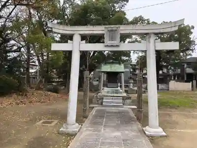 白鳥神社の末社・摂社
