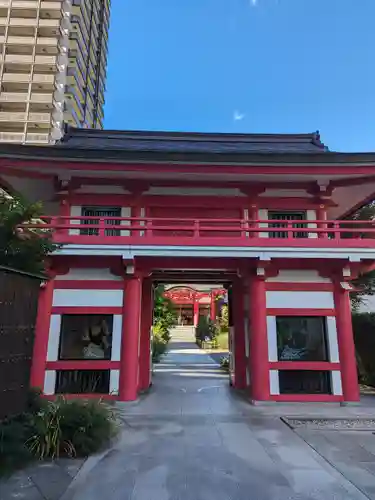 成子天神社の山門