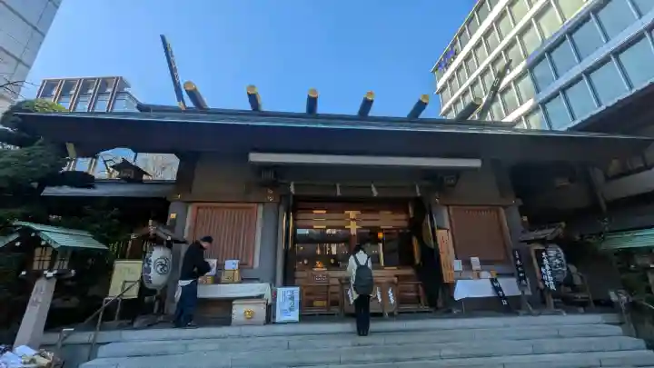芝大神宮の{uncategorized: "未分類", other: "その他", undefined: "問題あり", building: "その他建物", grave: "お墓", sacred_gate: "鳥居", guardian: "狛犬", statue: "像", buddha: "仏像", history: "歴史", nature: "自然", garden: "庭園", animal: "動物", pagoda: "塔", temizu: "手水舎", mountain_gate: "山門・神門", sanctuary: "本殿・本堂", subordinate: "末社・摂社", art: "芸術", scenery: "景色", jizo: "地蔵", ema: "絵馬", goshuin: "御朱印", omikuji: "おみくじ", items: "授与品その他", amulet: "お守り", goshuincho: "御朱印帳", eats: "食事", festival: "お祭り", votive_dance: "神楽", shichigosan: "七五三参", wedding: "結婚式", experience: "体験その他", initially: "初詣", around: "周辺", anti_infection: "感染症対策"}