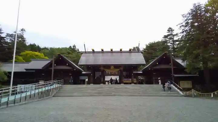 北海道神宮の山門・神門