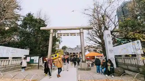 浅草神社の鳥居