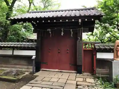 観音寺（世田谷山観音寺）の山門・神門
