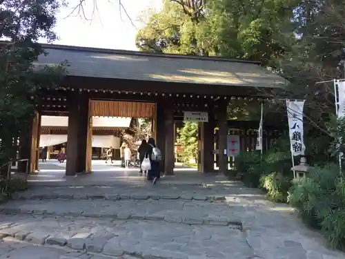 阿佐ヶ谷神明宮の山門・神門