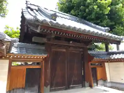 超勝寺（西超勝寺）の{uncategorized: "未分類", other: "その他", undefined: "問題あり", building: "その他建物", grave: "お墓", sacred_gate: "鳥居", guardian: "狛犬", statue: "像", buddha: "仏像", history: "歴史", nature: "自然", garden: "庭園", animal: "動物", pagoda: "塔", temizu: "手水舎", mountain_gate: "山門・神門", sanctuary: "本殿・本堂", subordinate: "末社・摂社", art: "芸術", scenery: "景色", jizo: "地蔵", ema: "絵馬", goshuin: "御朱印", omikuji: "おみくじ", items: "授与品その他", amulet: "お守り", goshuincho: "御朱印帳", eats: "食事", festival: "お祭り", votive_dance: "神楽", shichigosan: "七五三参", wedding: "結婚式", experience: "体験その他", initially: "初詣", around: "周辺", anti_infection: "感染症対策"}