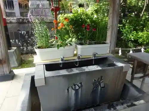 瀬戸神社の手水舎