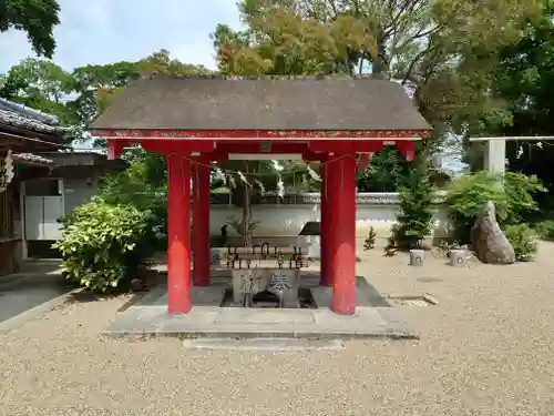 機物神社の手水