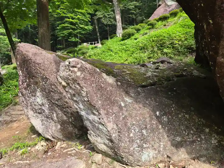 岩屋神社(妙見神社 祖師野八幡宮摂社)(岐阜県)