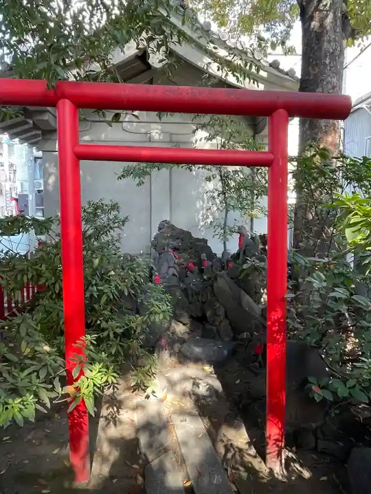 隆栄稲荷神社(東京都)