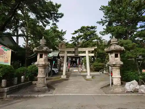 片瀬諏訪神社の鳥居