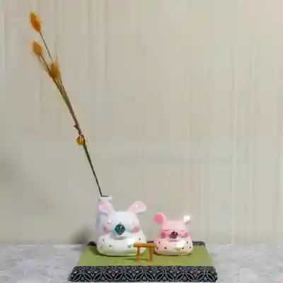 彌彦神社　(伊夜日子神社)の像