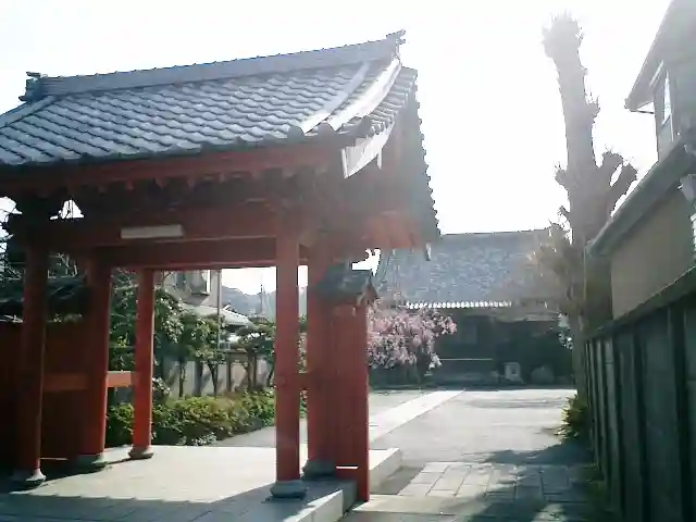 本興寺の山門・神門
