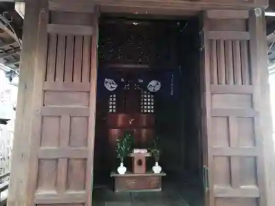 雷電稲荷神社の本殿・本堂