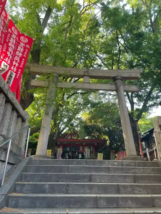 笠䅣稲荷神社の{uncategorized: "未分類", other: "その他", undefined: "問題あり", building: "その他建物", grave: "お墓", sacred_gate: "鳥居", guardian: "狛犬", statue: "像", buddha: "仏像", history: "歴史", nature: "自然", garden: "庭園", animal: "動物", pagoda: "塔", temizu: "手水舎", mountain_gate: "山門・神門", sanctuary: "本殿・本堂", subordinate: "末社・摂社", art: "芸術", scenery: "景色", jizo: "地蔵", ema: "絵馬", goshuin: "御朱印", omikuji: "おみくじ", items: "授与品その他", amulet: "お守り", goshuincho: "御朱印帳", eats: "食事", festival: "お祭り", votive_dance: "神楽", shichigosan: "七五三参", wedding: "結婚式", experience: "体験その他", initially: "初詣", around: "周辺", anti_infection: "感染症対策"}