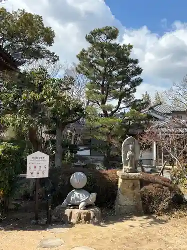 横蔵寺の像