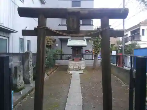 三十番神七面大明神社の鳥居